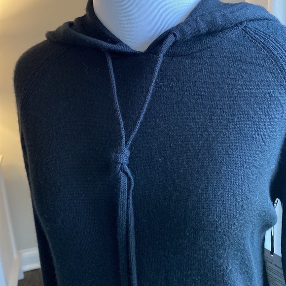 Lotus Hoodie Sweater 